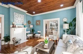 Historic Vibes, Modern Comfort - Image 1