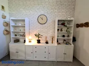 Maison Bali - Jardin, Clim, Parking et Proche Tram - Image 4