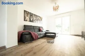 Brühl Mitte, neu renoviertes Haus - Image 1