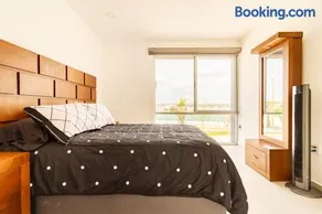 Quiet and comfortable space - Image 3