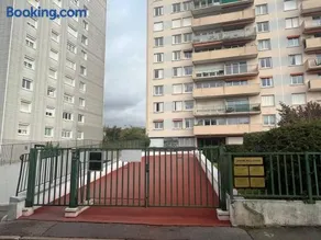 Studio Cosy proche Gare de Poissy RER A - Image 2