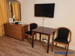 21st Floor Renovated Studio with 2 Queen Beds & NO resort fee - Image 4