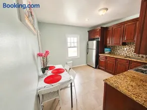 Amazing large 3 BD apartment in NJ Close 15 minutes to Metlife - Image 2
