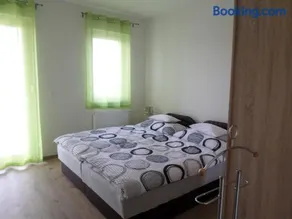 Lakóparki Apartman - Image 1