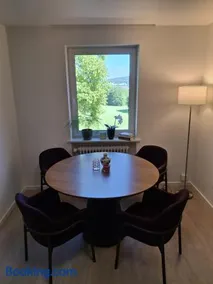 Natur, Ruhe und traumhafter Ausblick, moderne Ferienwohnung am Tor zur Fränkischen Schweiz - Image 2