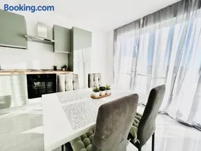 SUNSHINE SUITS - BRAND NEW APARTMENTS - Image 2