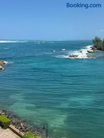 Ocean Breeze Studios With Lagoon View - Image 5