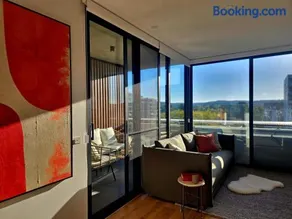 Hiyas by Cadiz Properties - Tram, Dickson Chinatown, Sunset View, Artsy - Image 1