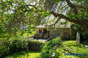 The Boathouse - Salcombe - Spring Time Tiny Home - Image 2