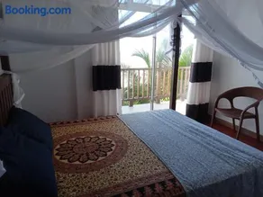 Himana Beach Rest - Image 1