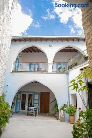 7Kamares - Image 1