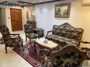 شقة 702 عائليه كبيره مطله علي قناة السويس والبحر - Image 5