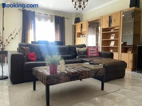 Cozy apartment near Parque das Nações - Image 3