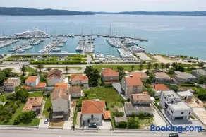 Villa Barbara-Kastela with heated pool - Image 5