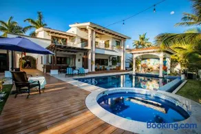 Magnificent Canal House with Dock and Adjacent Golf - Image 2