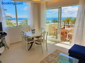 FANTASTIC APARTMENT IN FRONT OF THE SEA & MARINA - Image 2
