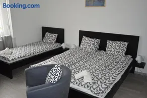 Apartman-Tata - Image 1