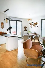 Penthouse with rooftop - Image 2