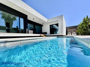 Villa Blanca - Image 2