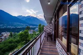 Hotel Chatanya Manali - Image 2