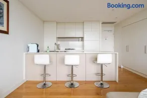 Macquarie Park Paradise-City View - Image 4