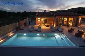 Yemaya Sea View Villa - Image 3