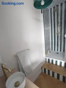 Appartement vue mer, proche centre ville - Image 4