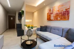 Tsimiski double suites #8 - Image 1