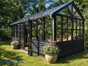 Cozy summer cottage with orangery close to Heatherhill and Beach - Image 5
