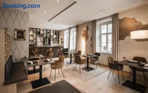 Hotel Bruneck Design-Suites - Image 2