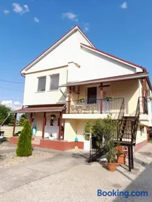 Napsugár vendégház - Image 1