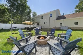 Pocono Oasis Hot Tub Game Room Fenced Yard - Image 1