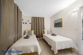 Beach Apart by Dream Vacation unit 4 - Image 5