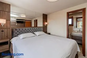 Linda Cobertura Duplex em Condomínio Central - Image 2
