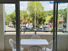 Studio face au golf avec terrasse et parking - Image 1