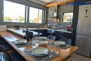 Thermis Luxury Villa, Loutraki - Image 2