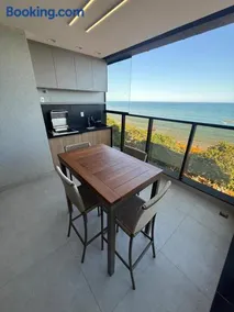 Luxo à Beira Mar com 3 suites e varanda Goumert com churrasqueira vista para o mar - Image 2
