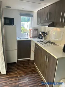 Cozy bungalow - Image 3
