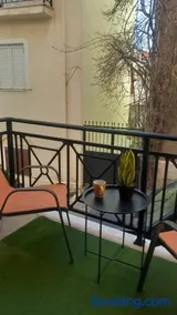 Cozy & Spacious Apartment Walk to Vathy Center - Image 3