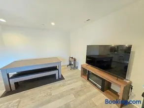 Lakefront Retreat • Private Yard + Fireplace - Image 1