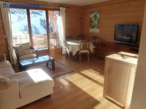 Appartement chaleureux 76m², ski aux pieds, 6 couchages, balcon plein sud, WiFi, garage privé - Image 1