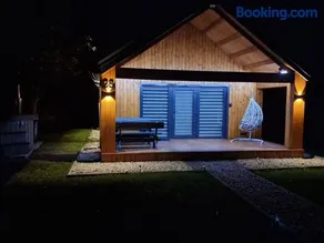Naujai įrengtas atostogų namelis su kubilu ir pirtimi papildomai - Image 2