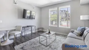 Landing - Modern Apartment with Amazing Amenities (ID4139) - Image 1