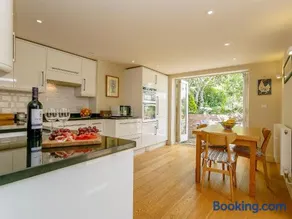 Rose Cottage - Image 2