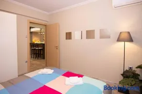 2 bedroom apartment few steps from Plaka - Image 3