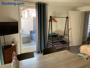 Appartement tout confort, avec terrasse - Image 1