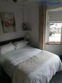 Asgard Guest House - Image 4