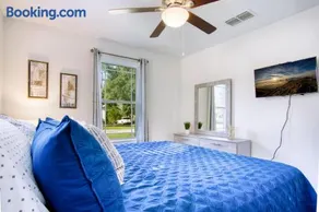 Summer Spot! Charming Florida Cottage 5min to San Marco - Image 2