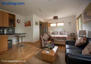 Loch Ness Studio Blairbeg - Image 3
