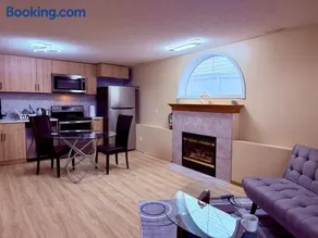 Spacious 1 Bedroom apartment in Hidden Way - Image 1